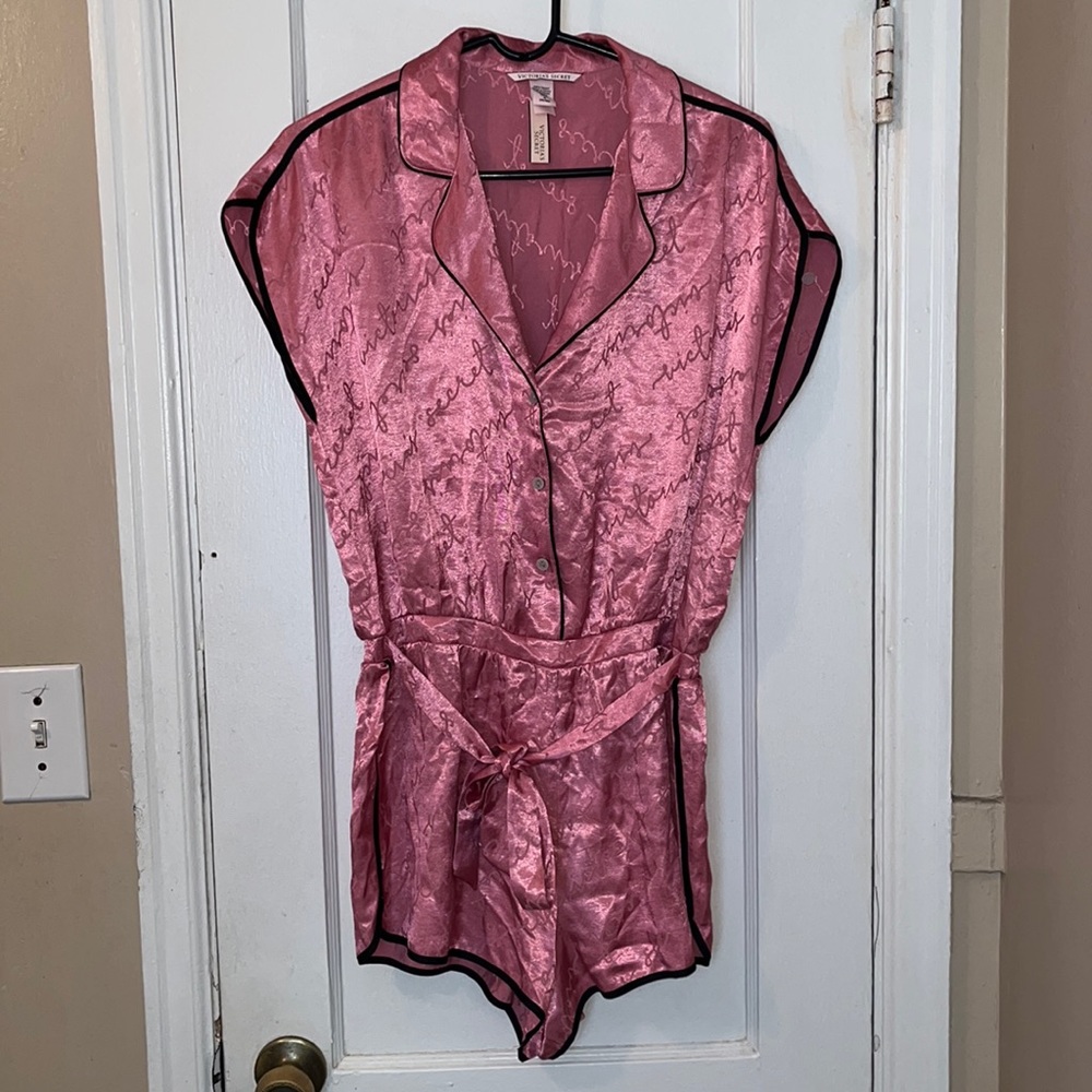 NWT Victoria’s Secret Size M Pink Romper Pajamas